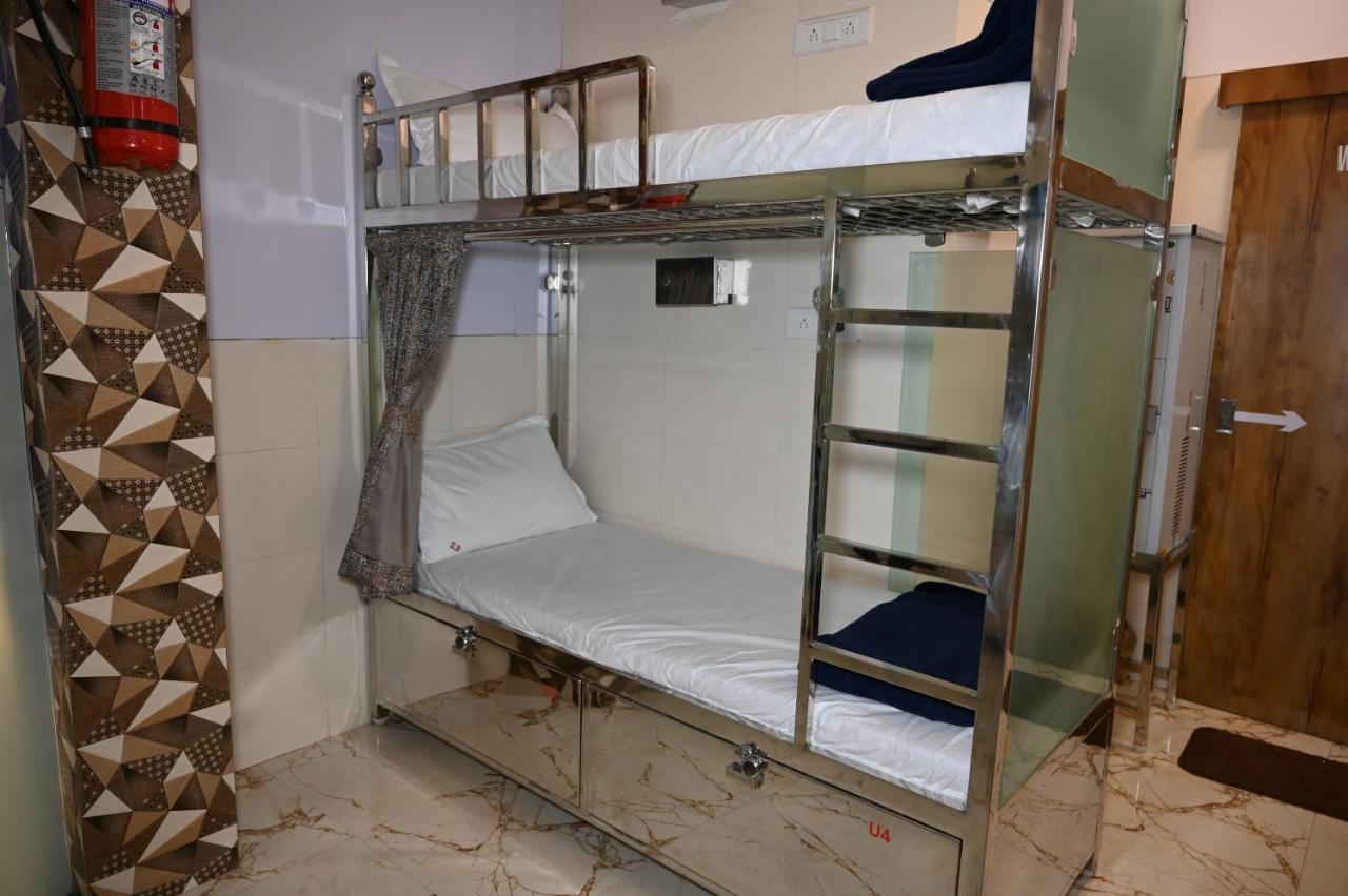 Sagar Dormitory Andheri - Nearest To Andheri Railway Station West Bombay Esterno foto